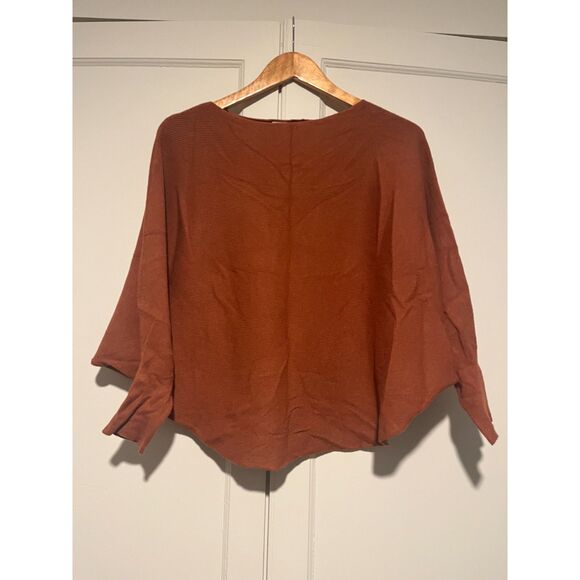 Kerisma Dolman Sleeve Sweater in Burnt Orange Size M/L - Picture 2 of 3